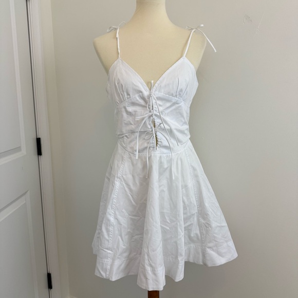 NWT Zara Bow Trim Gabardine Mini Dress Size Large Bridal Bachelorette - Picture 1 of 10